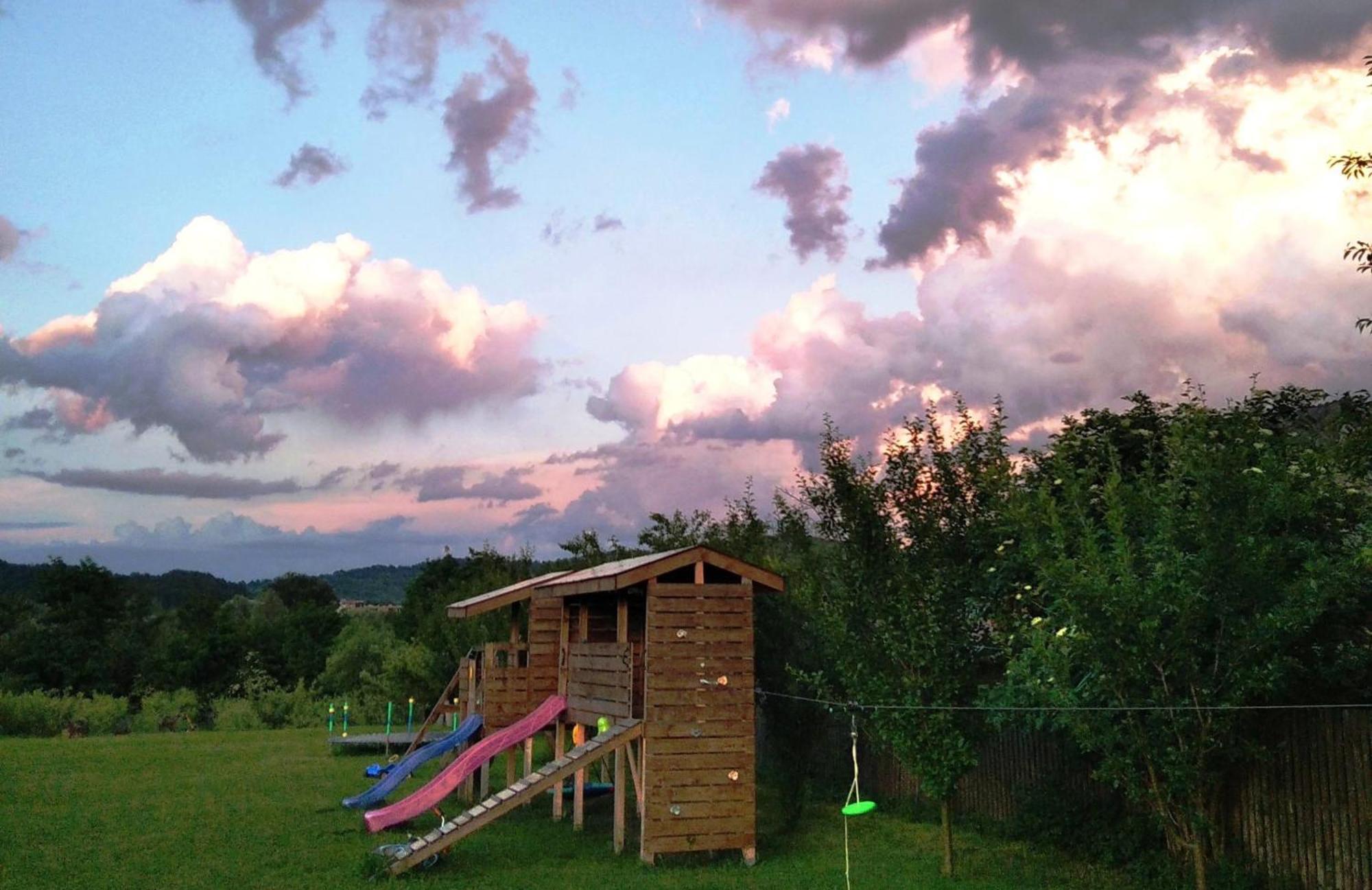 Villa La Livada à Valea Danului Extérieur photo