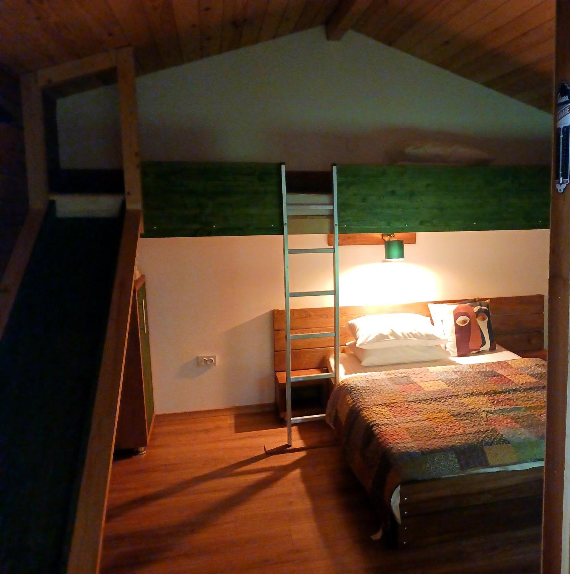 Villa La Livada à Valea Danului Extérieur photo